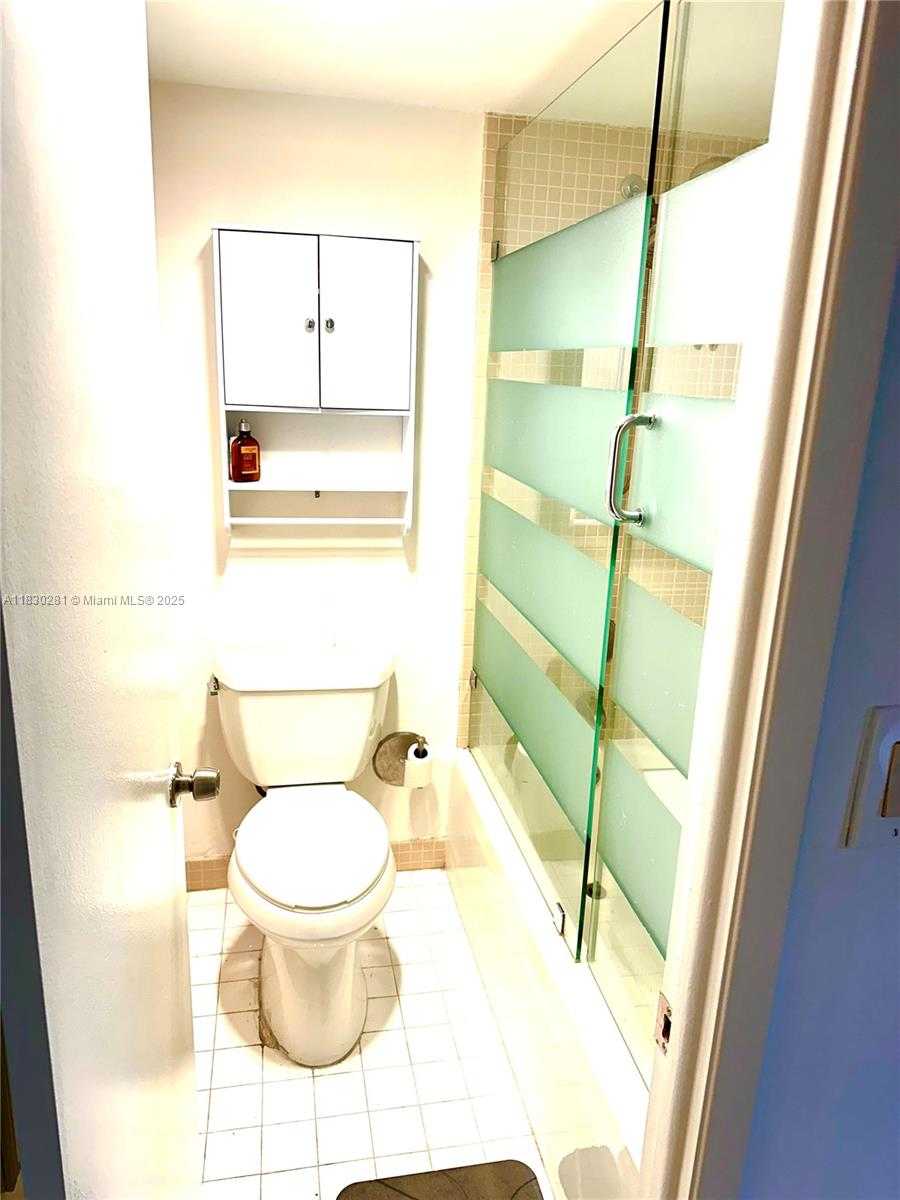 Small Image of 20505 EAST COUNTRY CLUB DR #132, Aventura Number 10