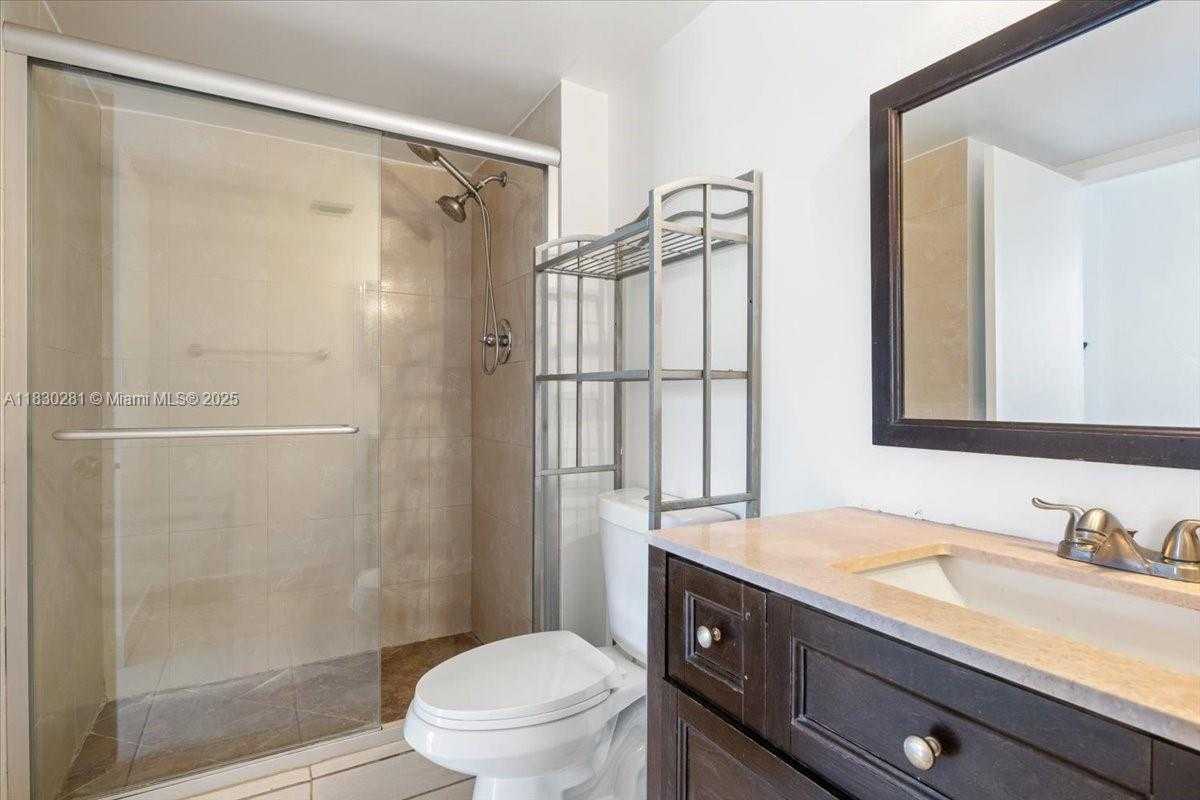 Small Image of 20505 EAST COUNTRY CLUB DR #132, Aventura Number 19