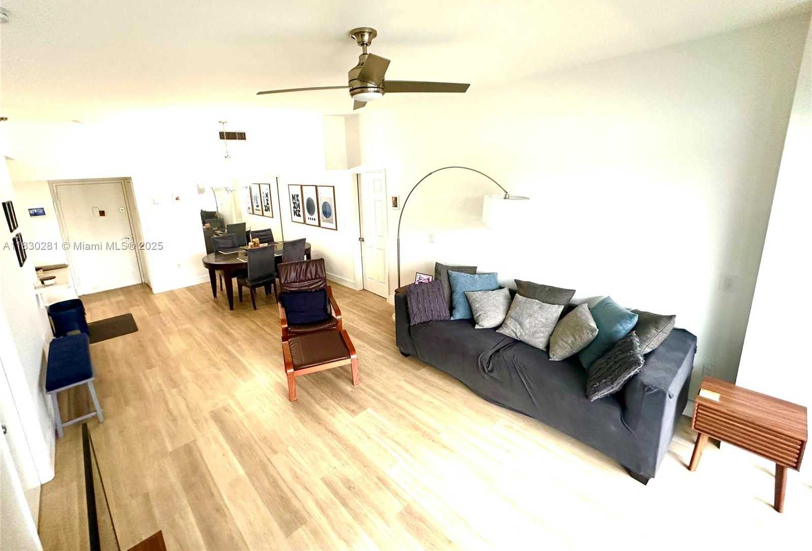 Small Image of 20505 EAST COUNTRY CLUB DR #132, Aventura Number 2