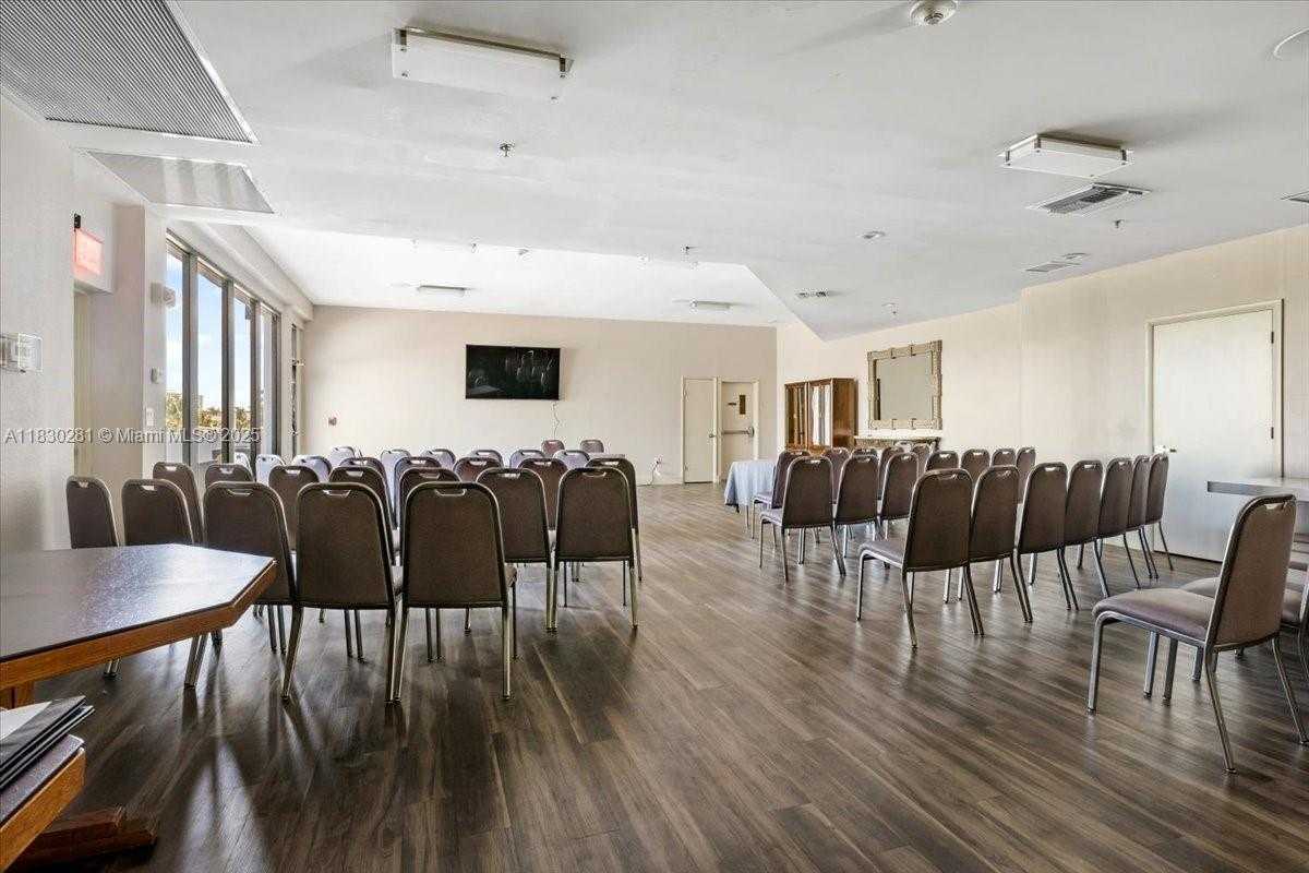 Small Image of 20505 EAST COUNTRY CLUB DR #132, Aventura Number 27