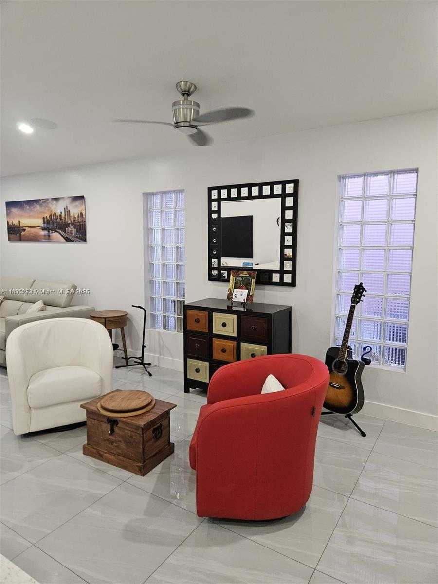 Small Image of 16314 SOUTH WEST 97TH ST, Miami Number 14