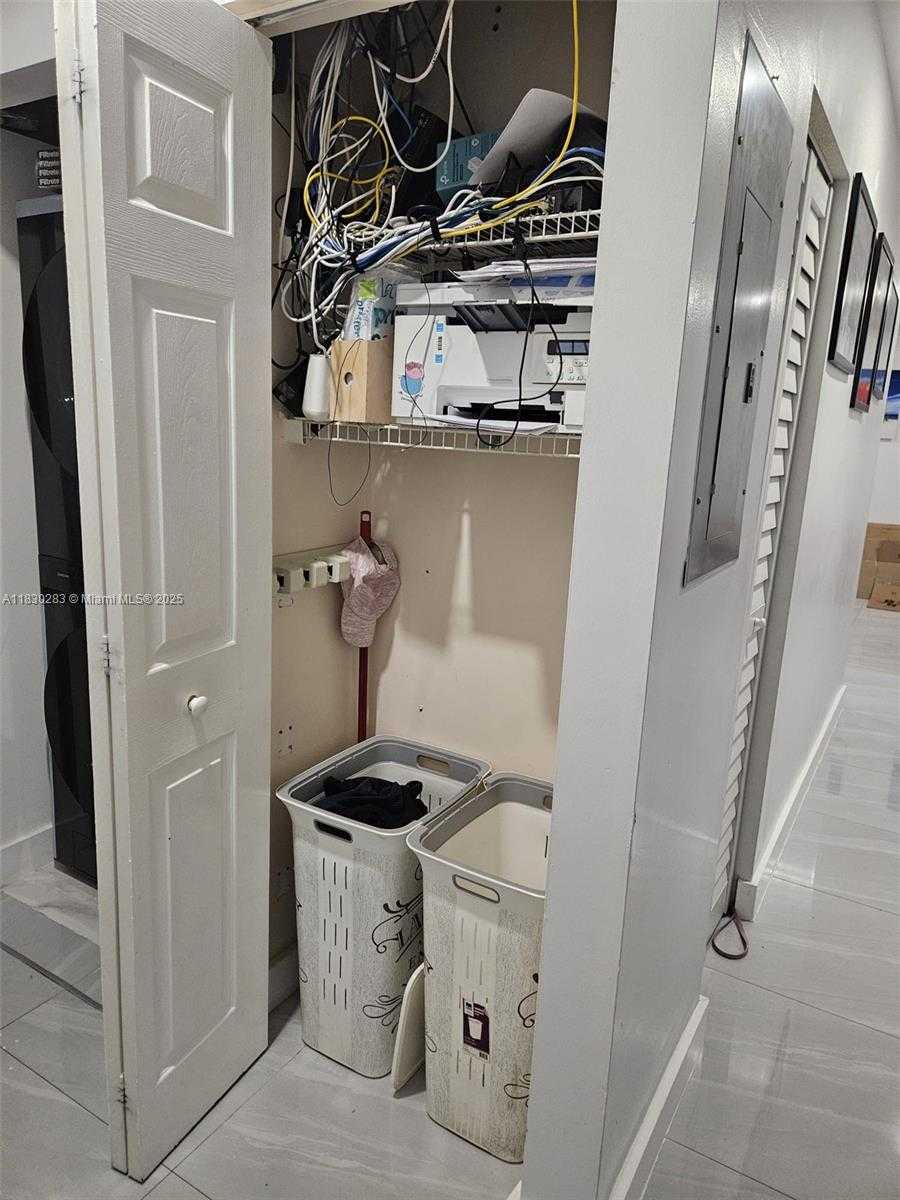 Small Image of 16314 SOUTH WEST 97TH ST, Miami Number 34