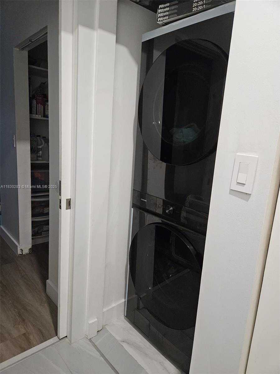 Small Image of 16314 SOUTH WEST 97TH ST, Miami Number 35