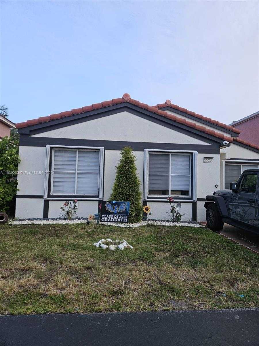 Small Image of 16314 SOUTH WEST 97TH ST, Miami Number 38