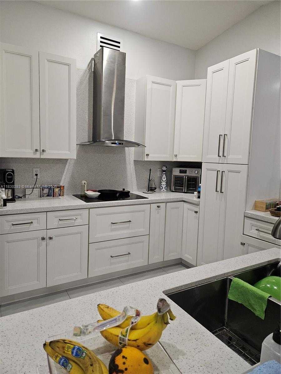 Small Image of 16314 SOUTH WEST 97TH ST, Miami Number 5
