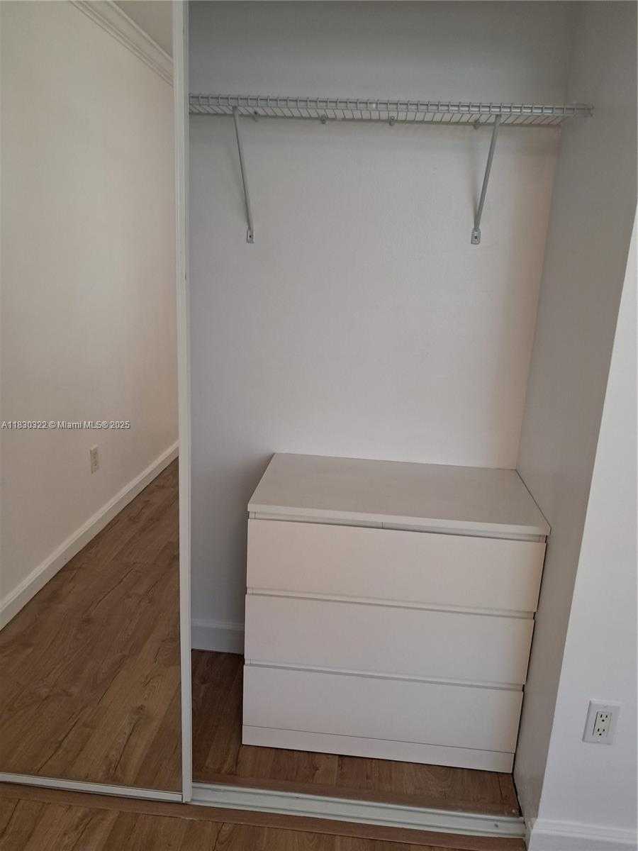 Small Image of 3559 MAGELLAN CIR #322-2, Aventura Number 16
