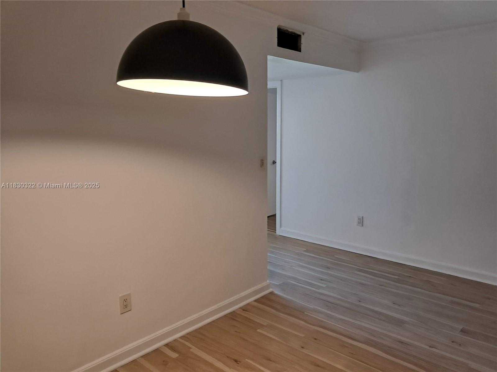 Small Image of 3559 MAGELLAN CIR #322-2, Aventura Number 2
