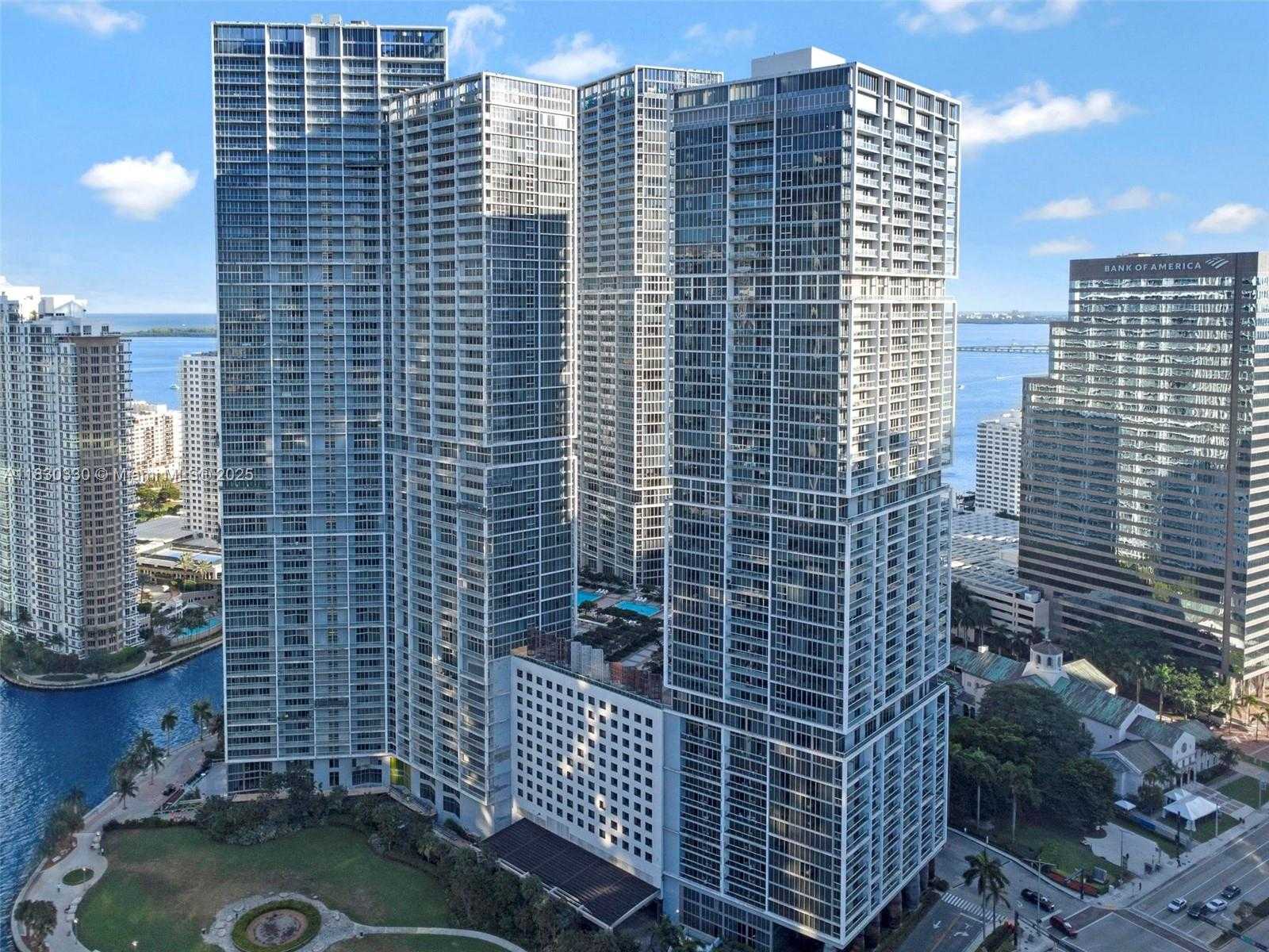 Small Image of 485 BRICKELL AVE #1609, Miami Number 20