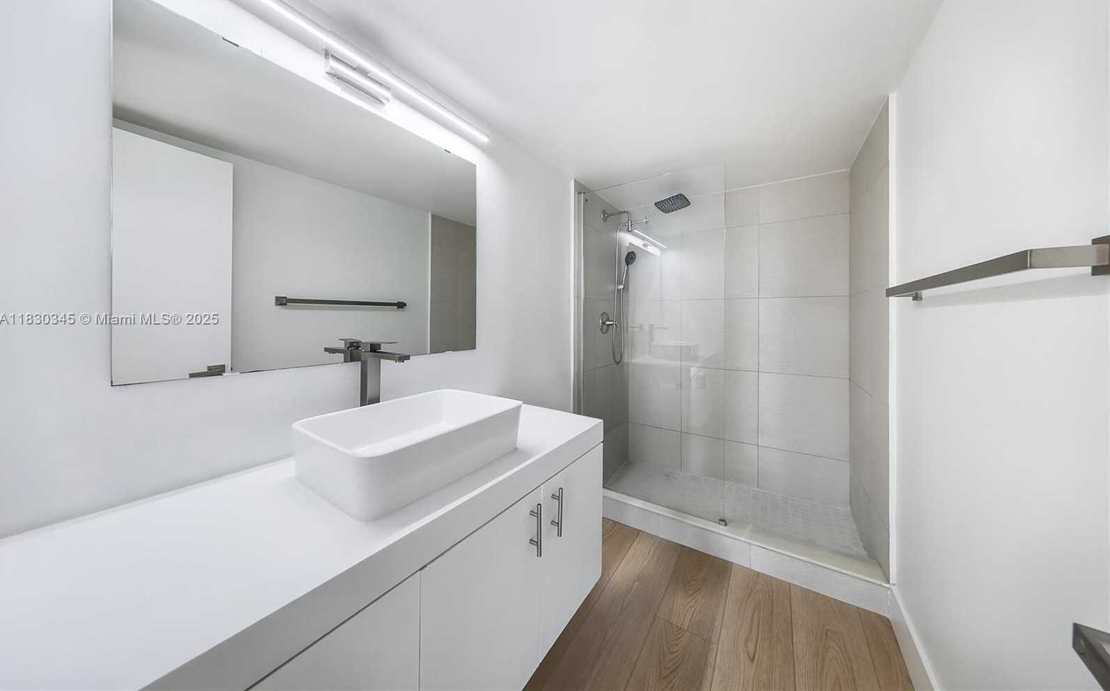 Small Image of 9800 WEST BAY HARBOR DR #608, Bay Harbor Islands Number 14