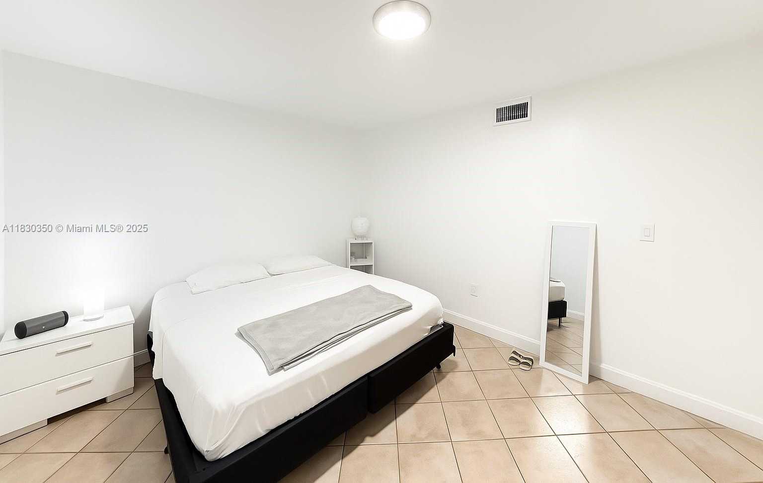 Small Image of 1250 LINCOLN RD #203, Miami Beach Number 8