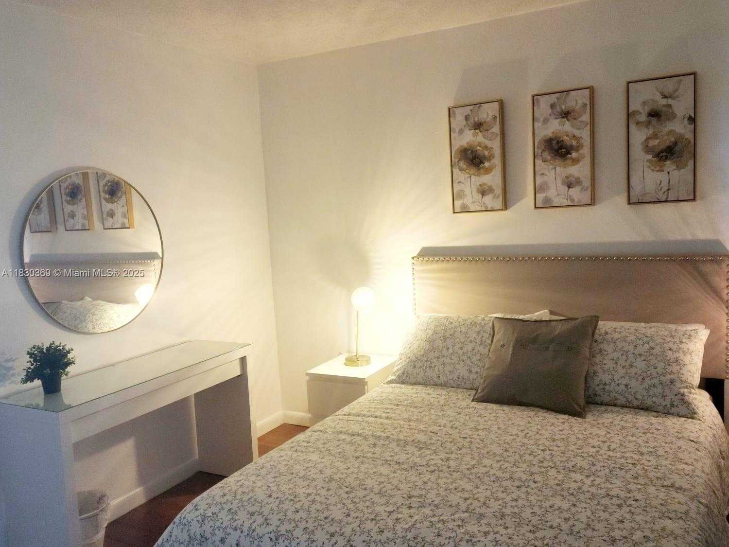 Small Image of 1100 ALTON RD #3C, Miami Beach Number 10