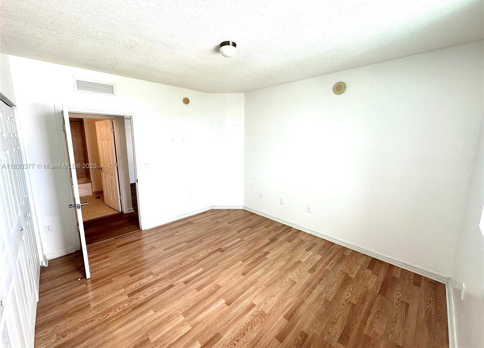 Small Image of 275 NORTH EAST 18TH ST #2004, Miami Number 7