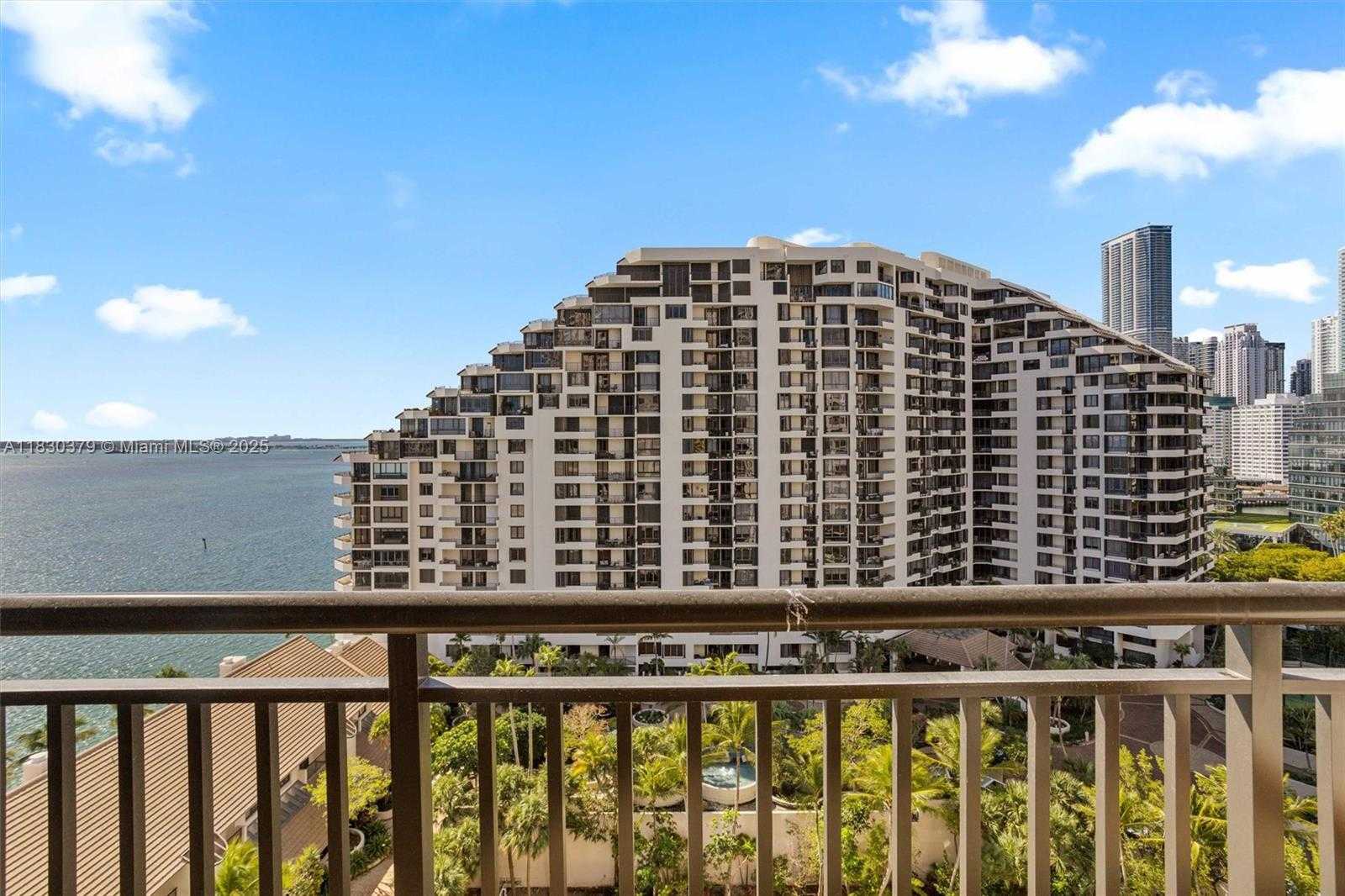 Small Image of 540 BRICKELL KEY DR #1519, Miami Number 17