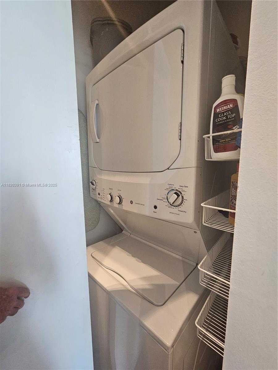 Small Image of 3029 NORTH EAST 188TH ST #1006, Aventura Number 11
