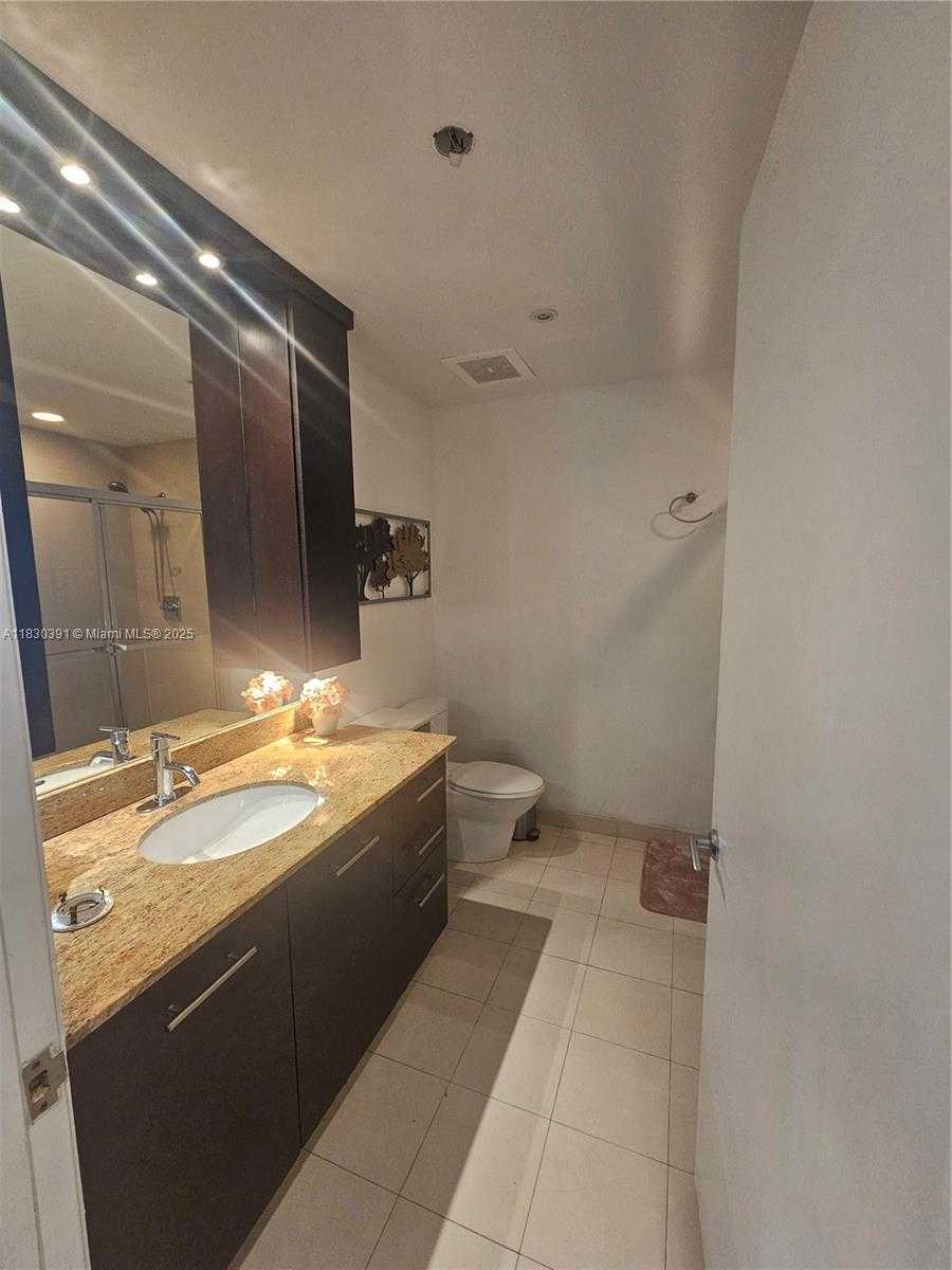 Small Image of 3029 NORTH EAST 188TH ST #1006, Aventura Number 12