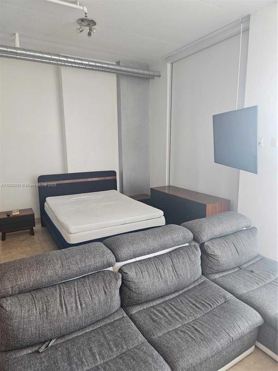 Small Image of 3029 NORTH EAST 188TH ST #1006, Aventura Number 13