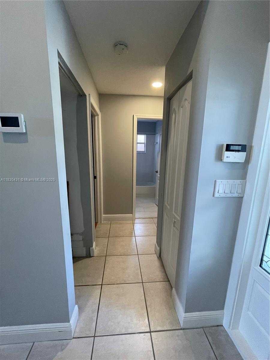 Small Image of 16469 SOUTH WEST 100TH TER, Miami Number 17
