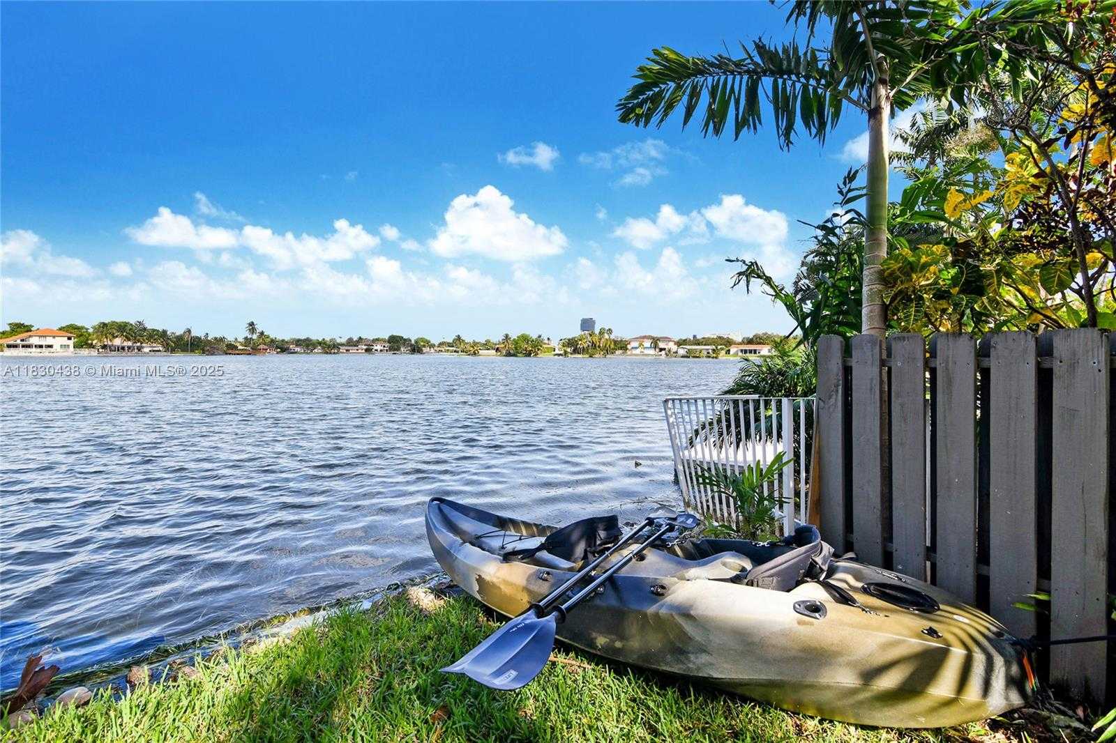 Small Image of 20701 NORTH EAST 21ST CT, Miami Number 33
