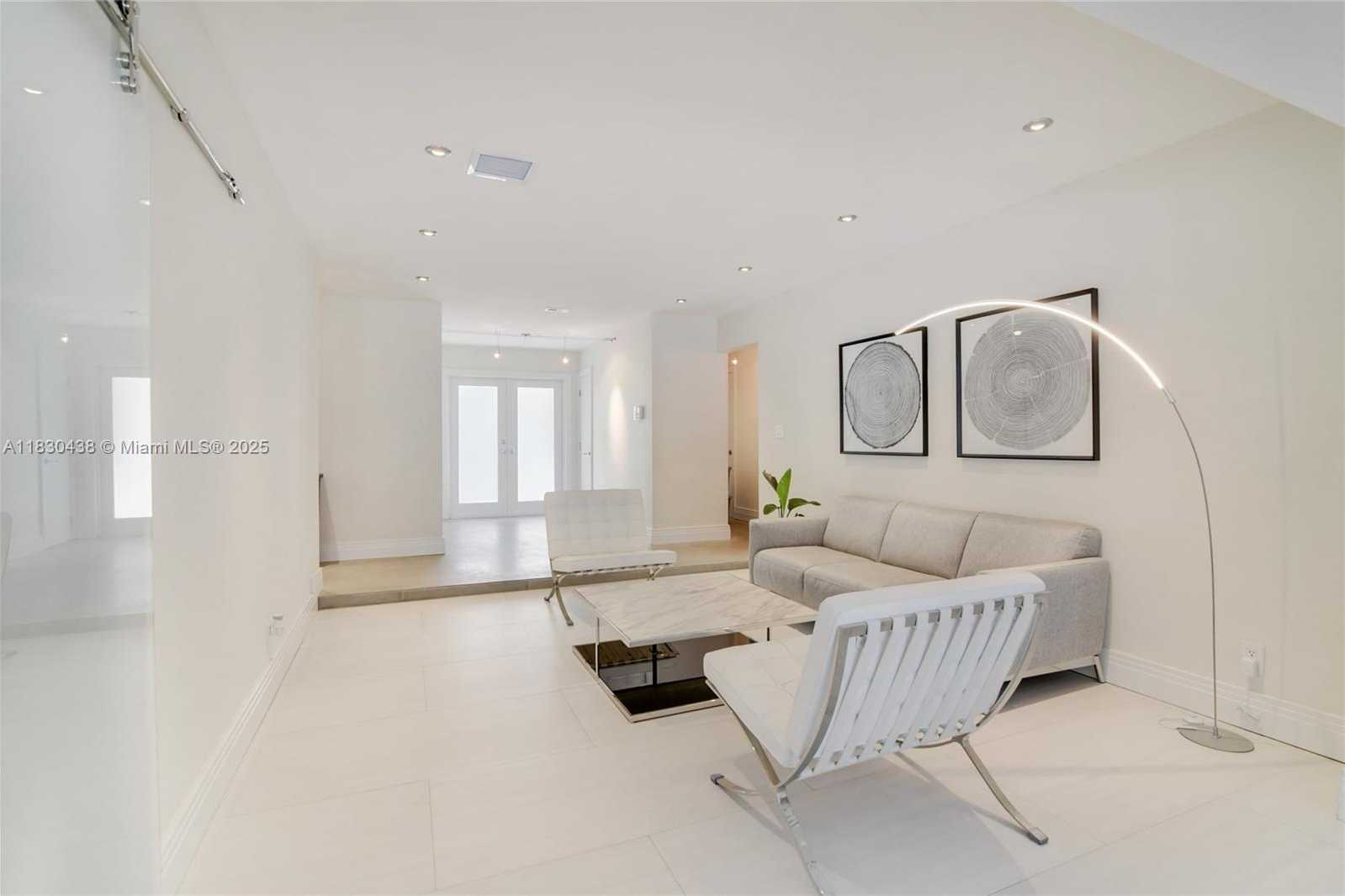 Small Image of 20701 NORTH EAST 21ST CT, Miami Number 6