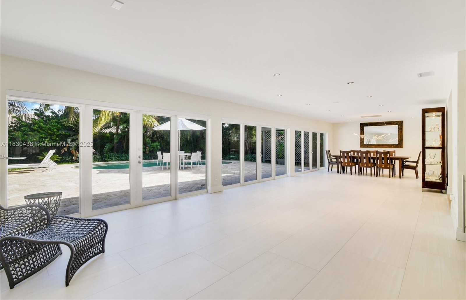 Small Image of 20701 NORTH EAST 21ST CT, Miami Number 7