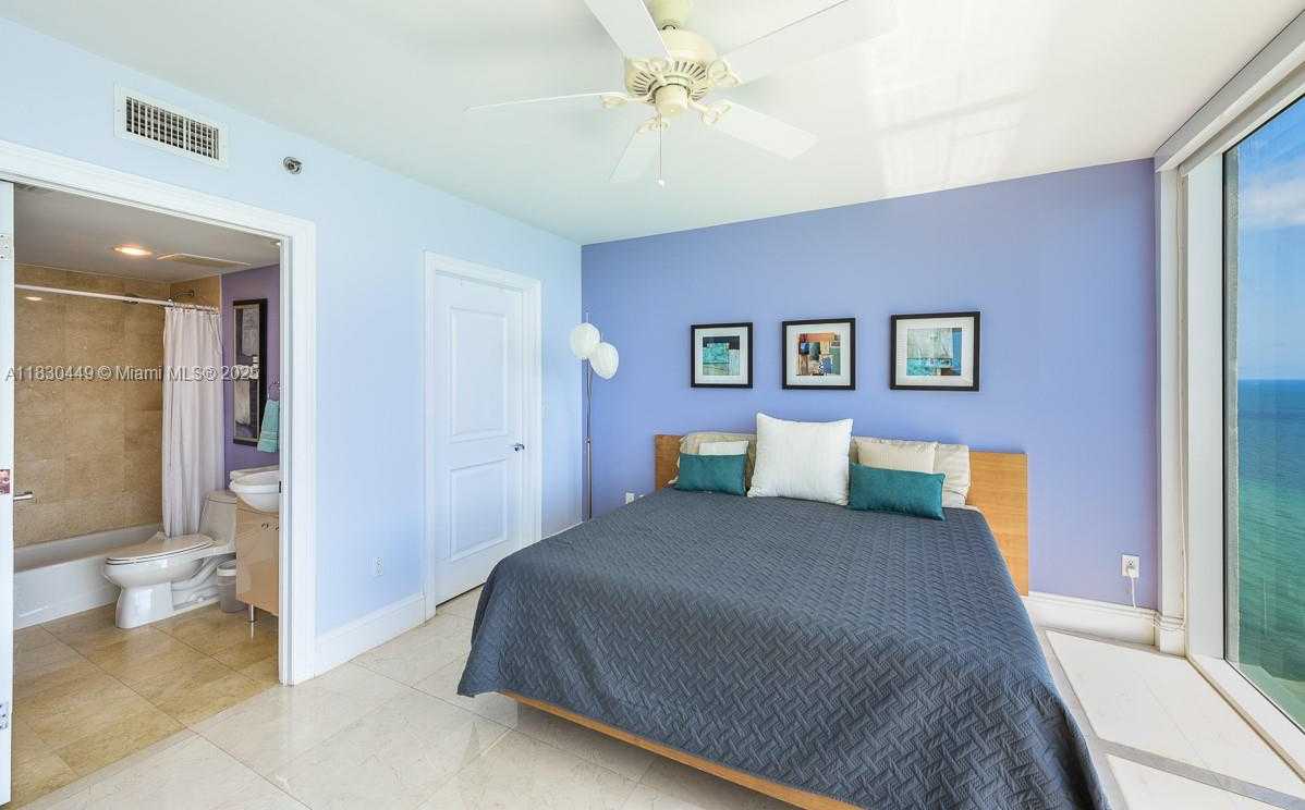 Small Image of 1830 SOUTH OCEAN DR #3402, Hallandale Beach Number 10