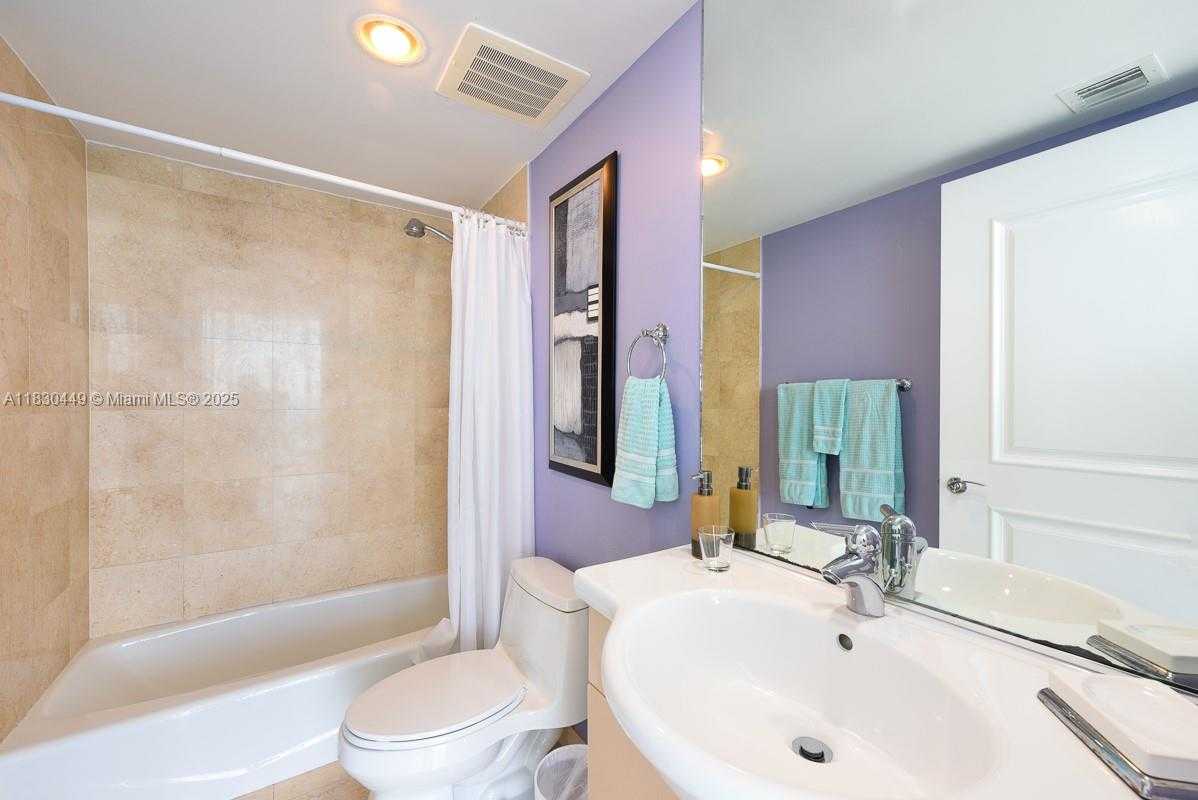 Small Image of 1830 SOUTH OCEAN DR #3402, Hallandale Beach Number 11