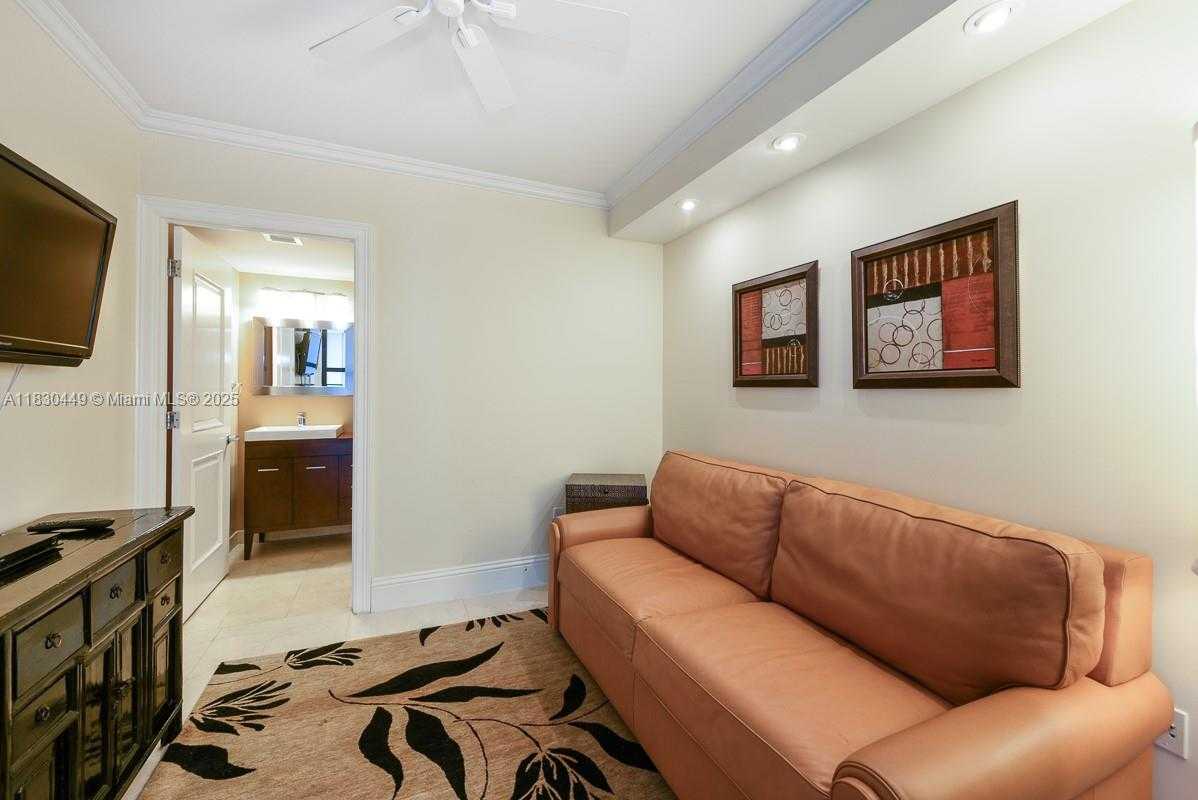Small Image of 1830 SOUTH OCEAN DR #3402, Hallandale Beach Number 18