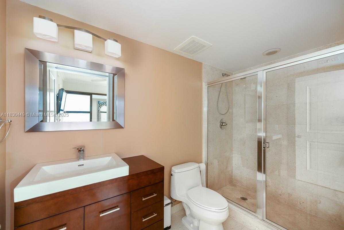 Small Image of 1830 SOUTH OCEAN DR #3402, Hallandale Beach Number 19