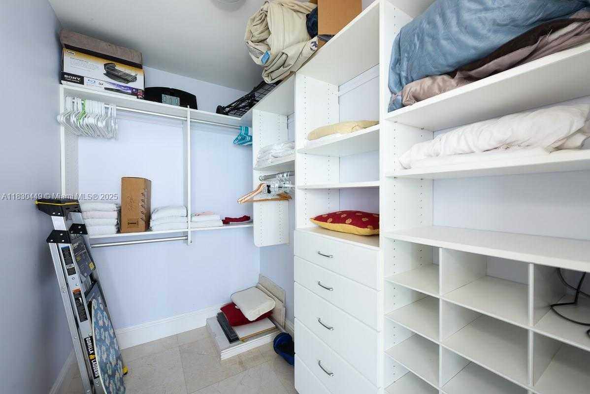 Small Image of 1830 SOUTH OCEAN DR #3402, Hallandale Beach Number 20