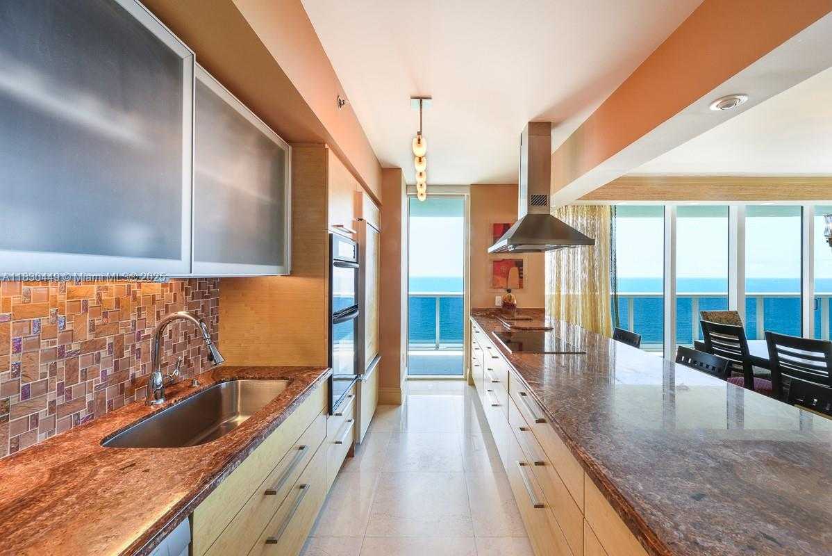Small Image of 1830 SOUTH OCEAN DR #3402, Hallandale Beach Number 7