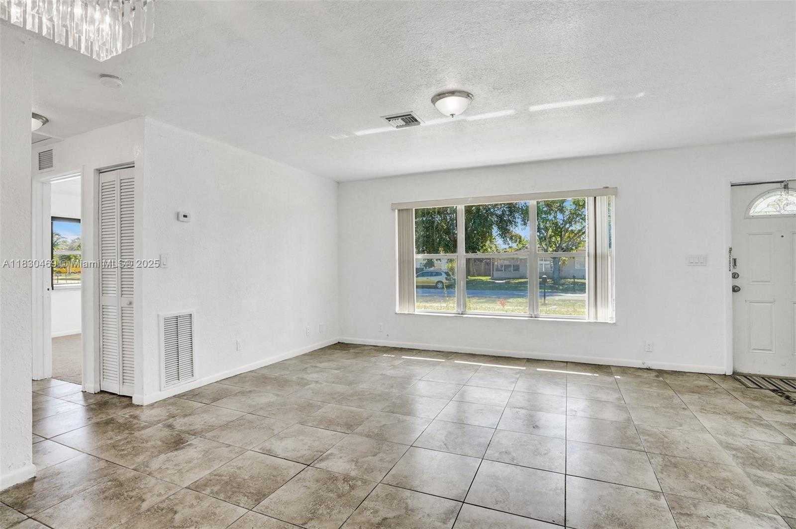 Small Image of 3431 NORTH WEST 5TH PL, Lauderhill Number 12