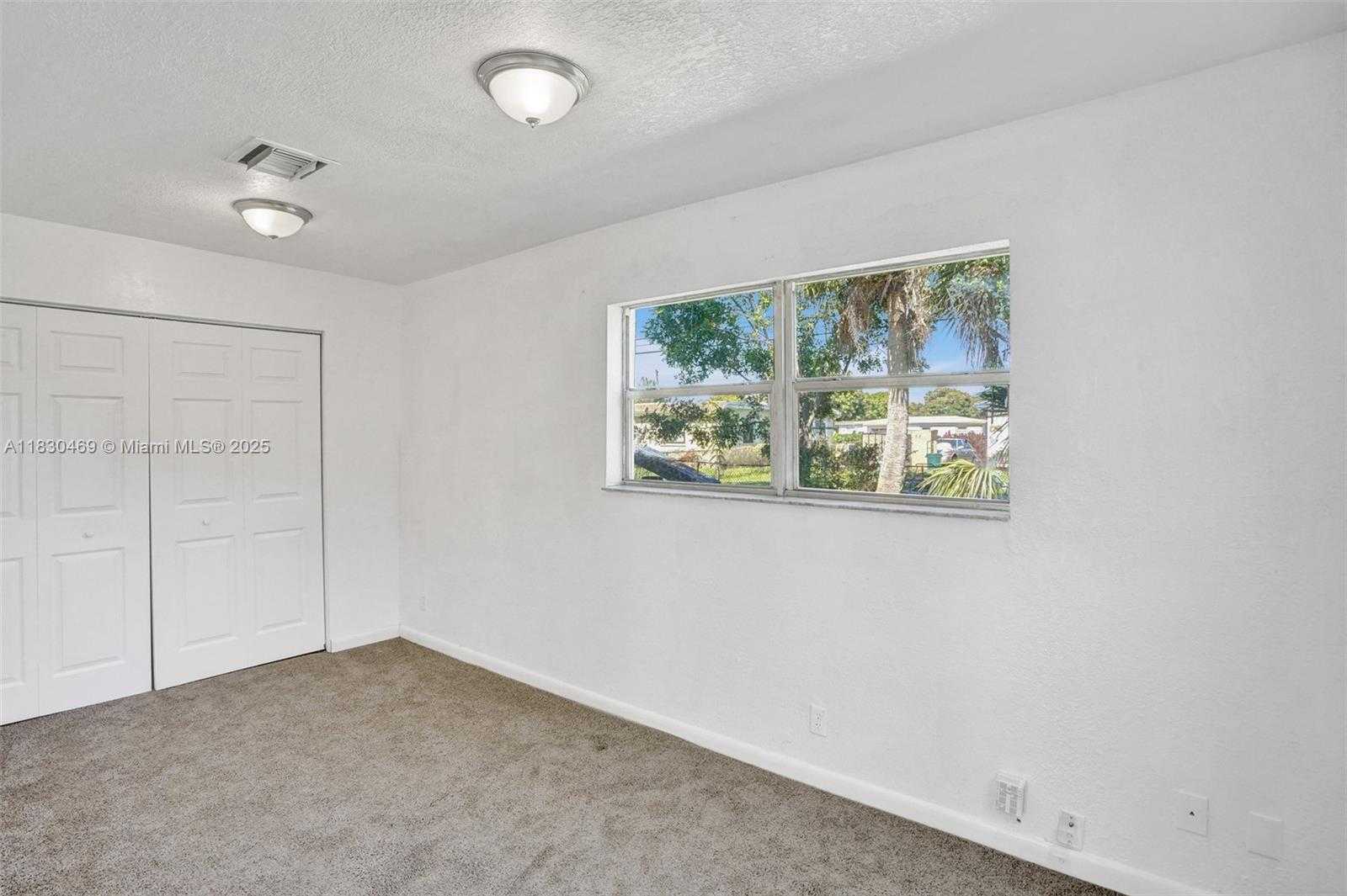 Small Image of 3431 NORTH WEST 5TH PL, Lauderhill Number 18