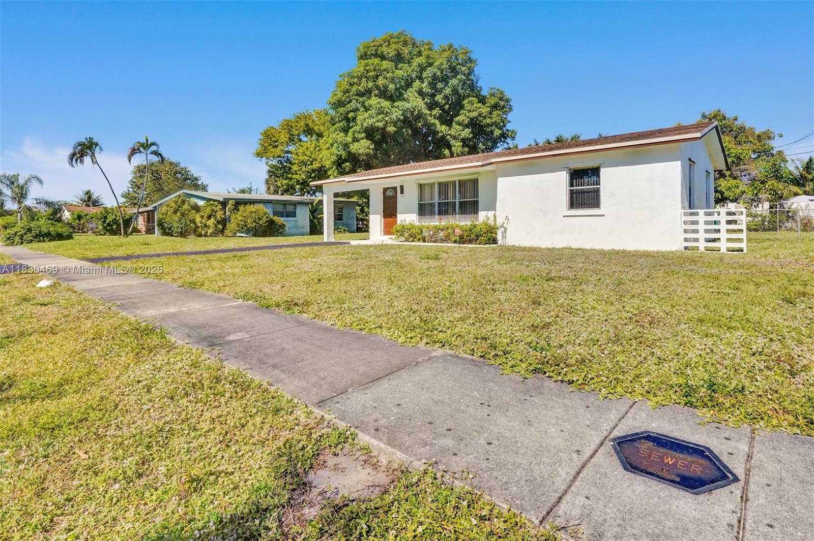 Small Image of 3431 NORTH WEST 5TH PL, Lauderhill Number 6