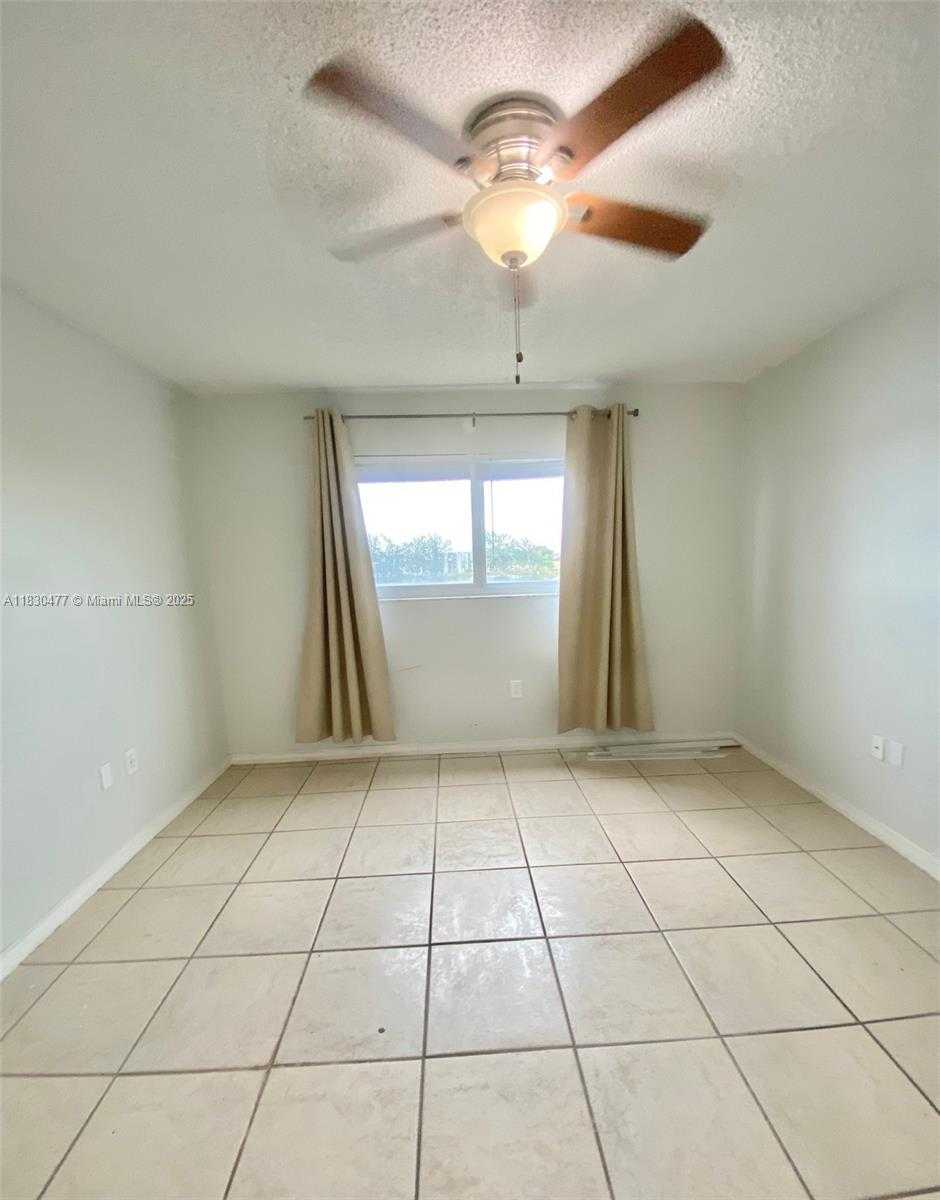 Small Image of 9911 WEST OKEECHOBEE RD #1-402, Hialeah Gardens Number 18