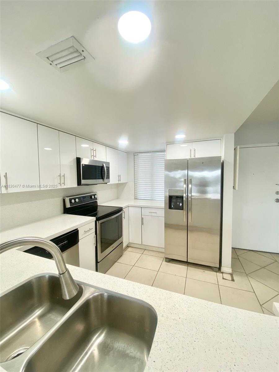 Small Image of 9911 WEST OKEECHOBEE RD #1-402, Hialeah Gardens Number 6