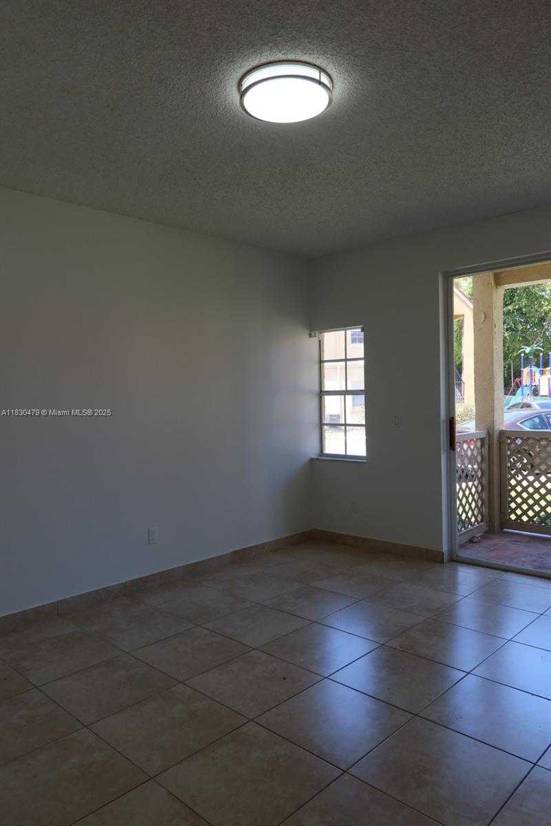 Small Image of 18340 NORTH WEST 68TH AVE #A, Hialeah Number 4