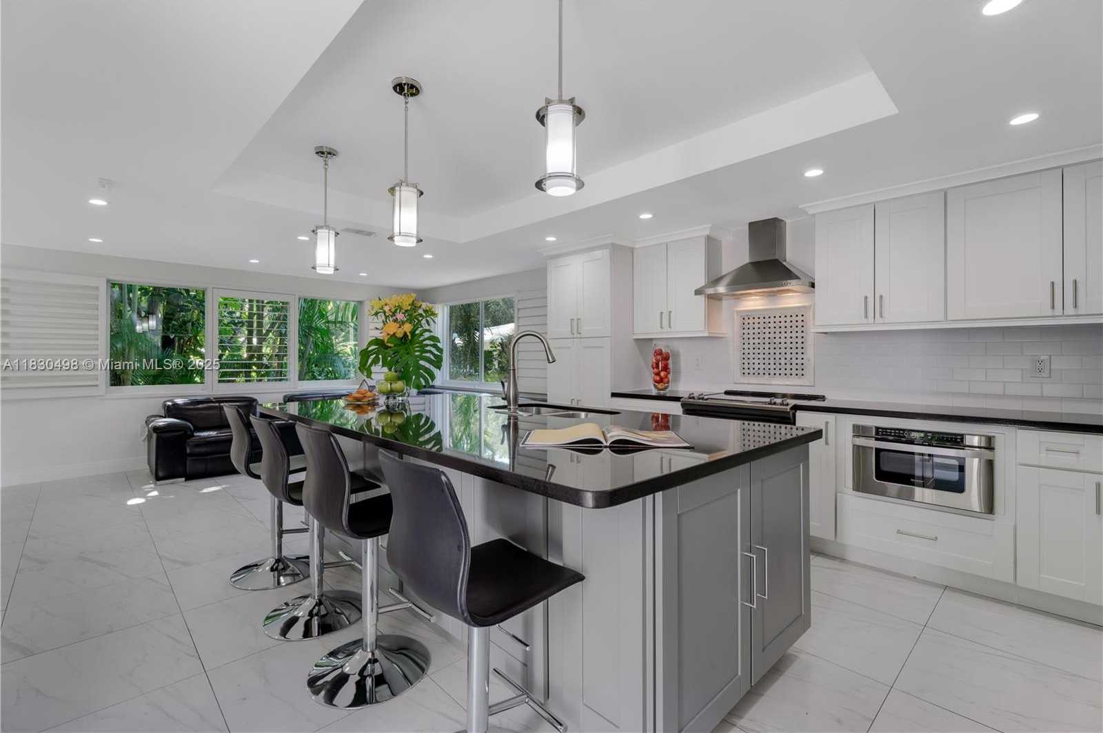 Small Image of 4830 SAN AMARO DR, Coral Gables Number 14