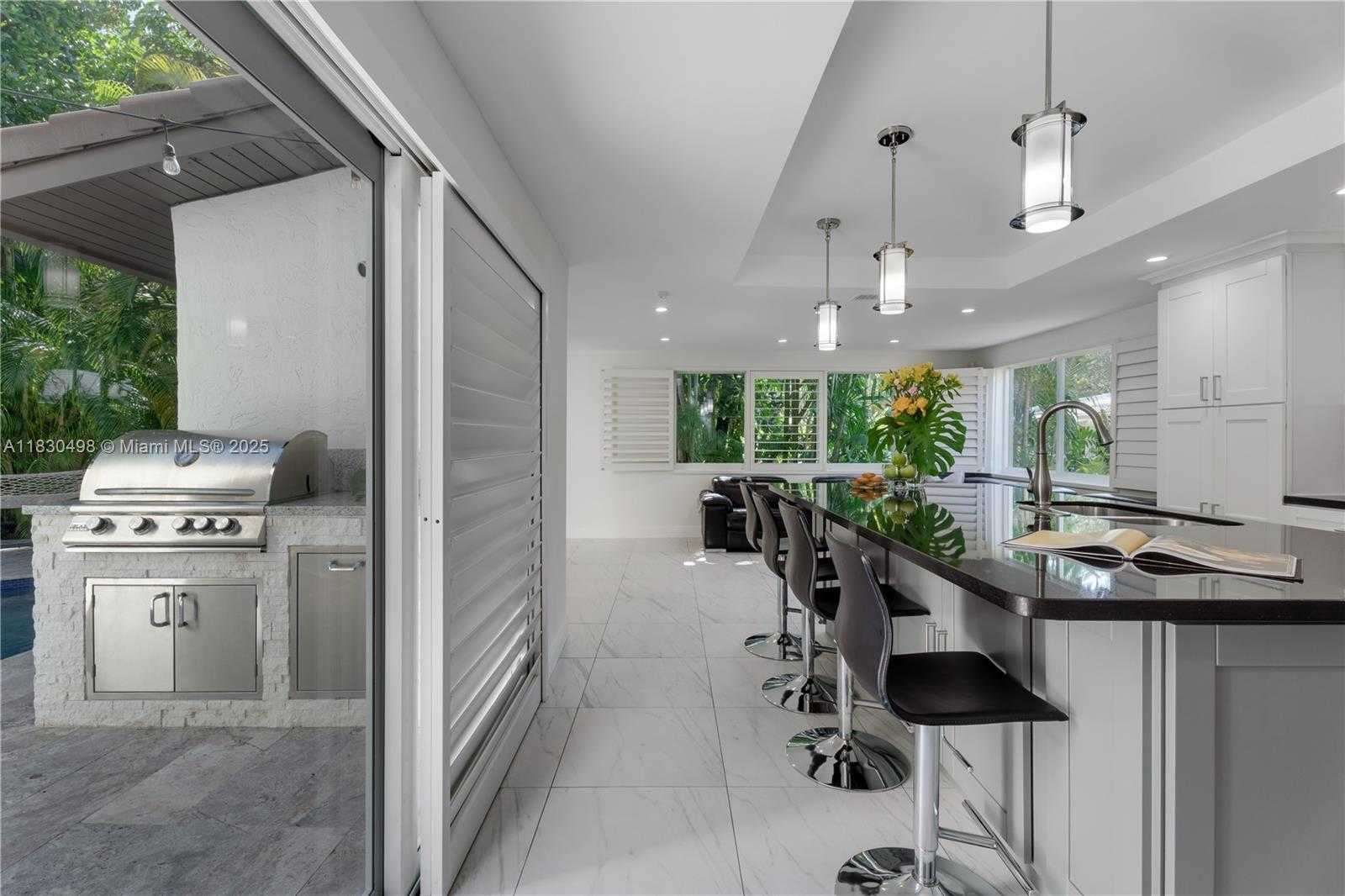 Small Image of 4830 SAN AMARO DR, Coral Gables Number 19