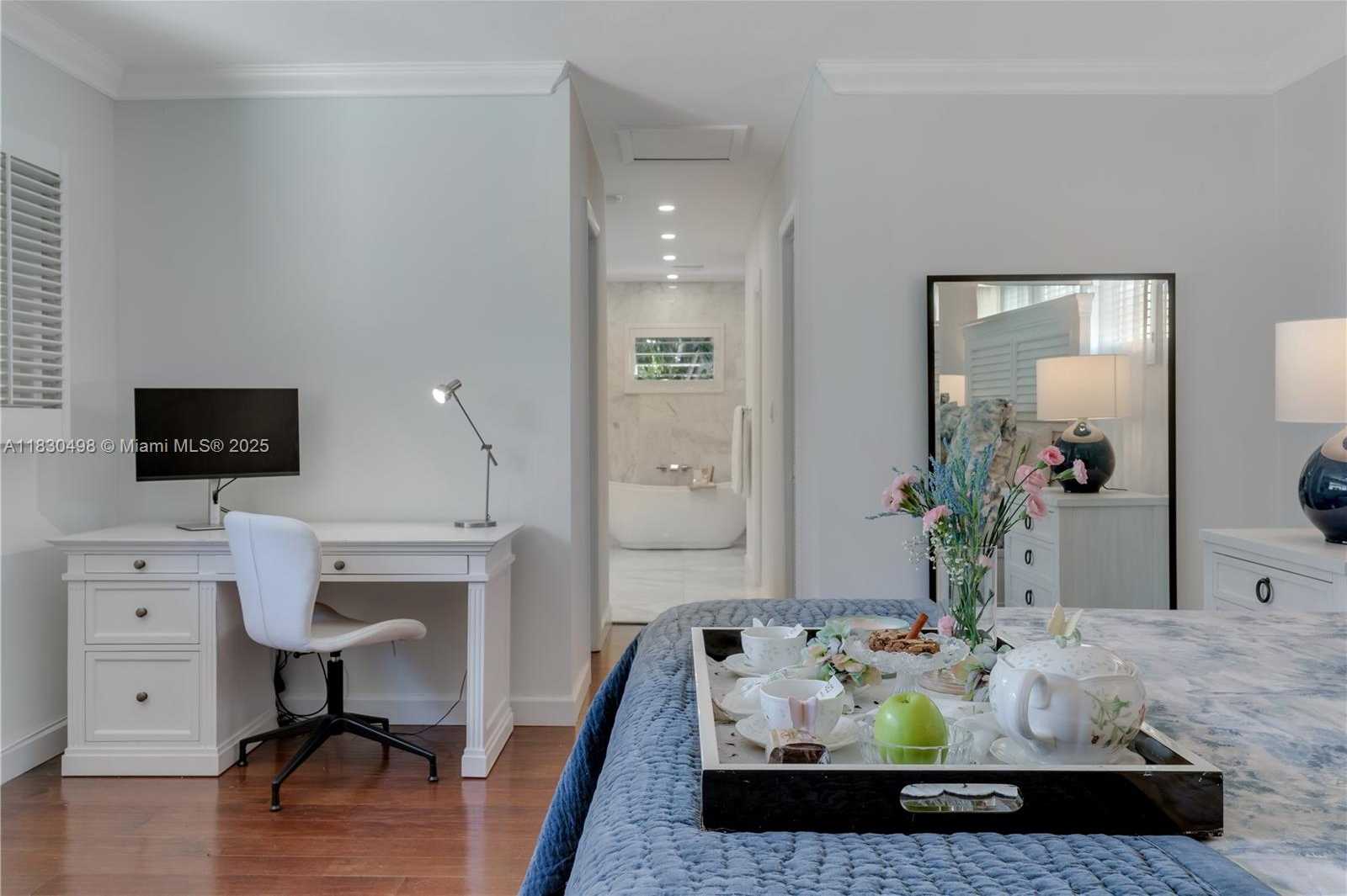 Small Image of 4830 SAN AMARO DR, Coral Gables Number 22
