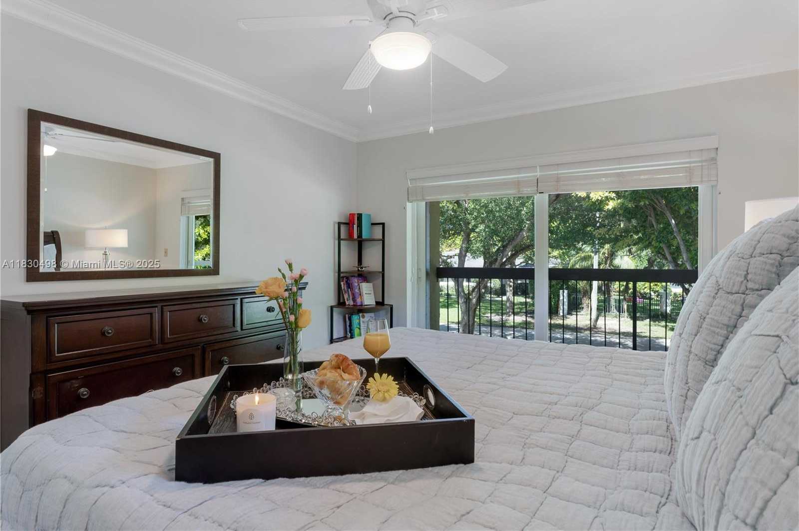 Small Image of 4830 SAN AMARO DR, Coral Gables Number 32