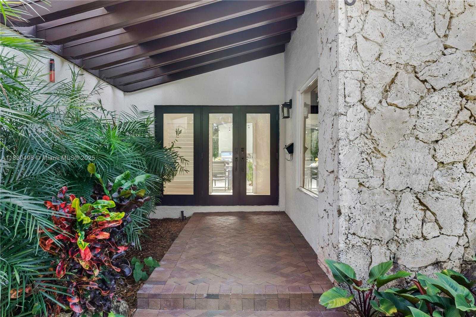 Small Image of 4830 SAN AMARO DR, Coral Gables Number 4
