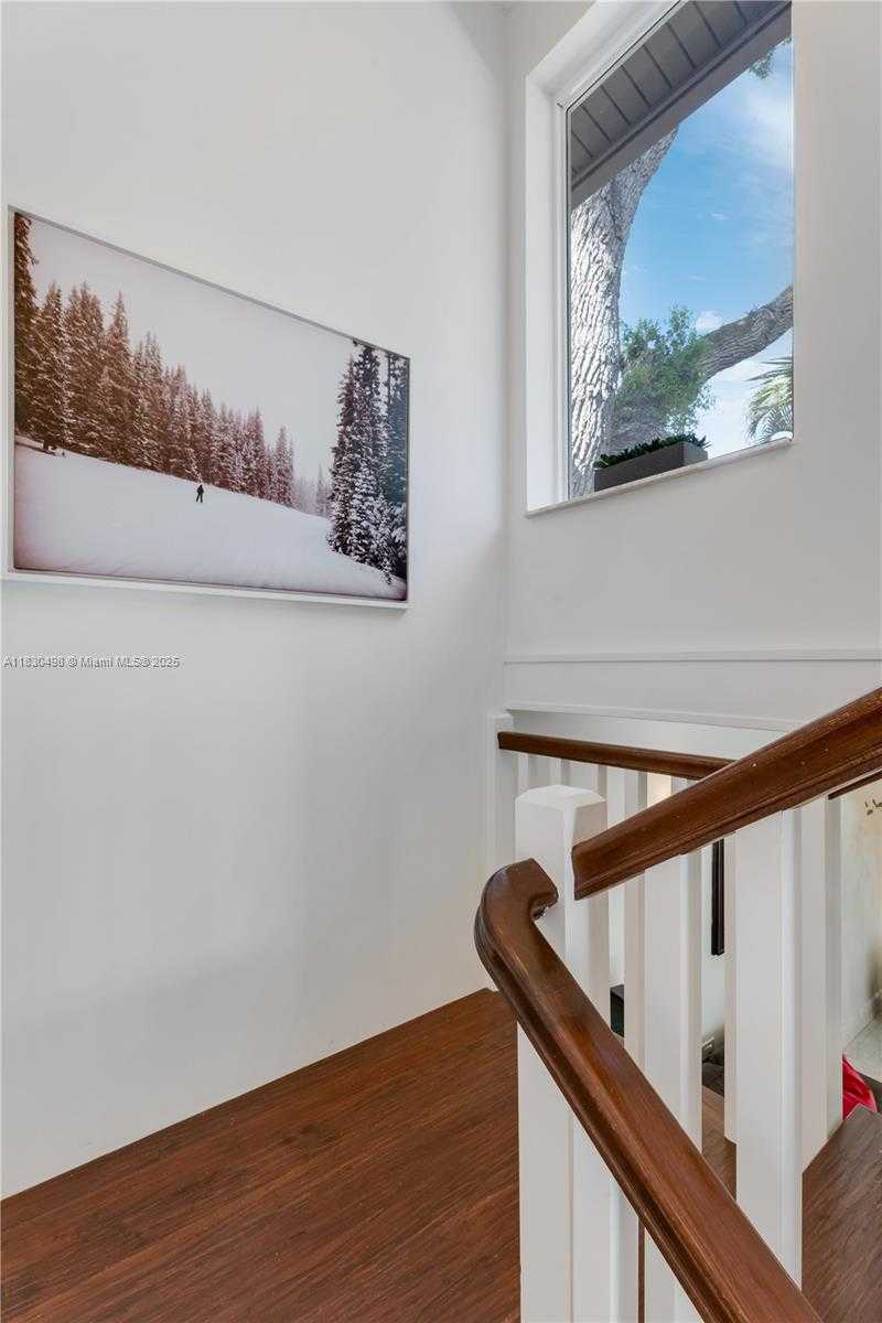 Small Image of 4830 SAN AMARO DR, Coral Gables Number 40