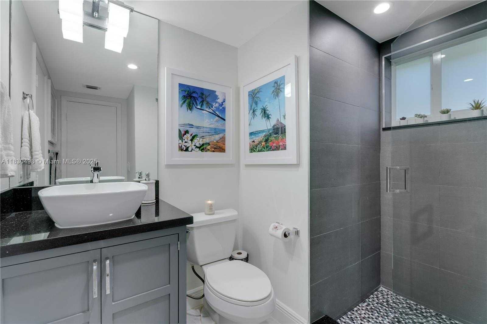 Small Image of 4830 SAN AMARO DR, Coral Gables Number 43