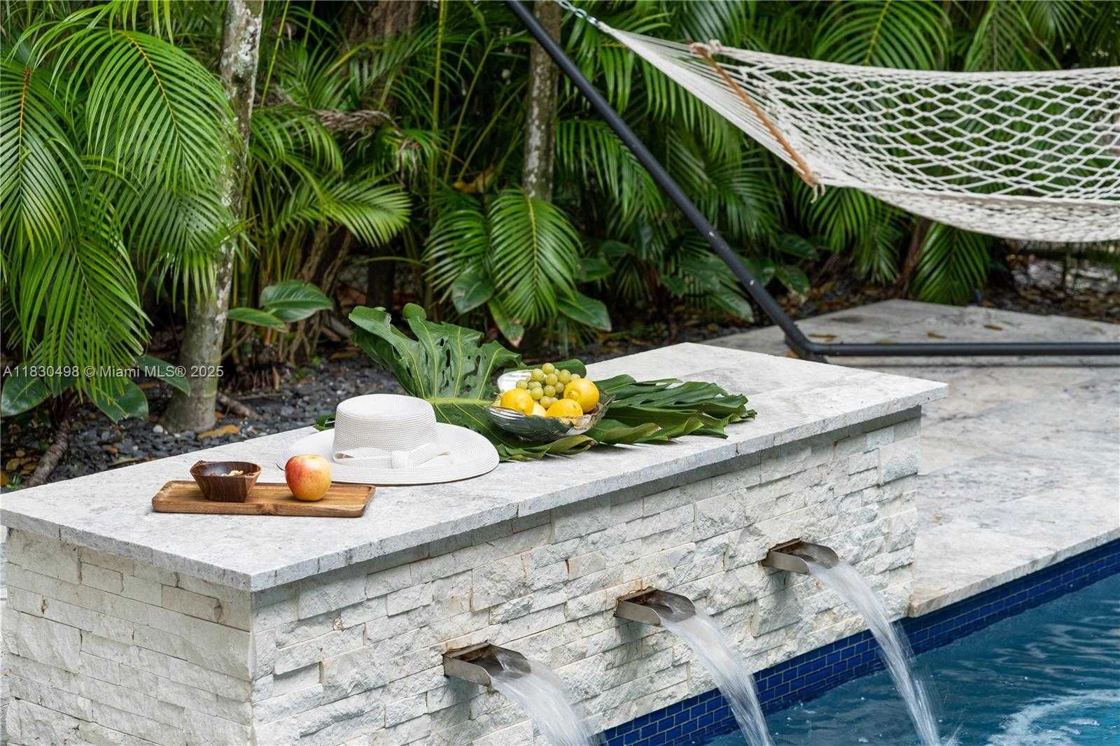 Small Image of 4830 SAN AMARO DR, Coral Gables Number 45