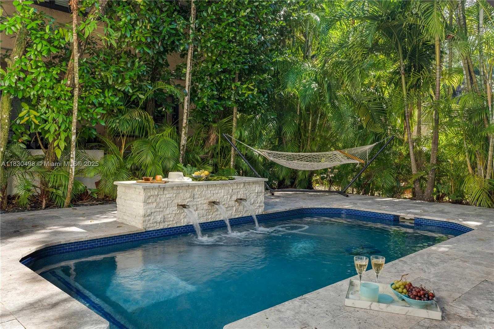 Small Image of 4830 SAN AMARO DR, Coral Gables Number 46