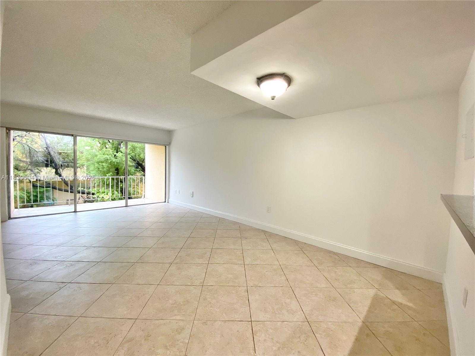 Small Image of 9371 FONTAINEBLEAU BLVD #I209, Miami Number 8