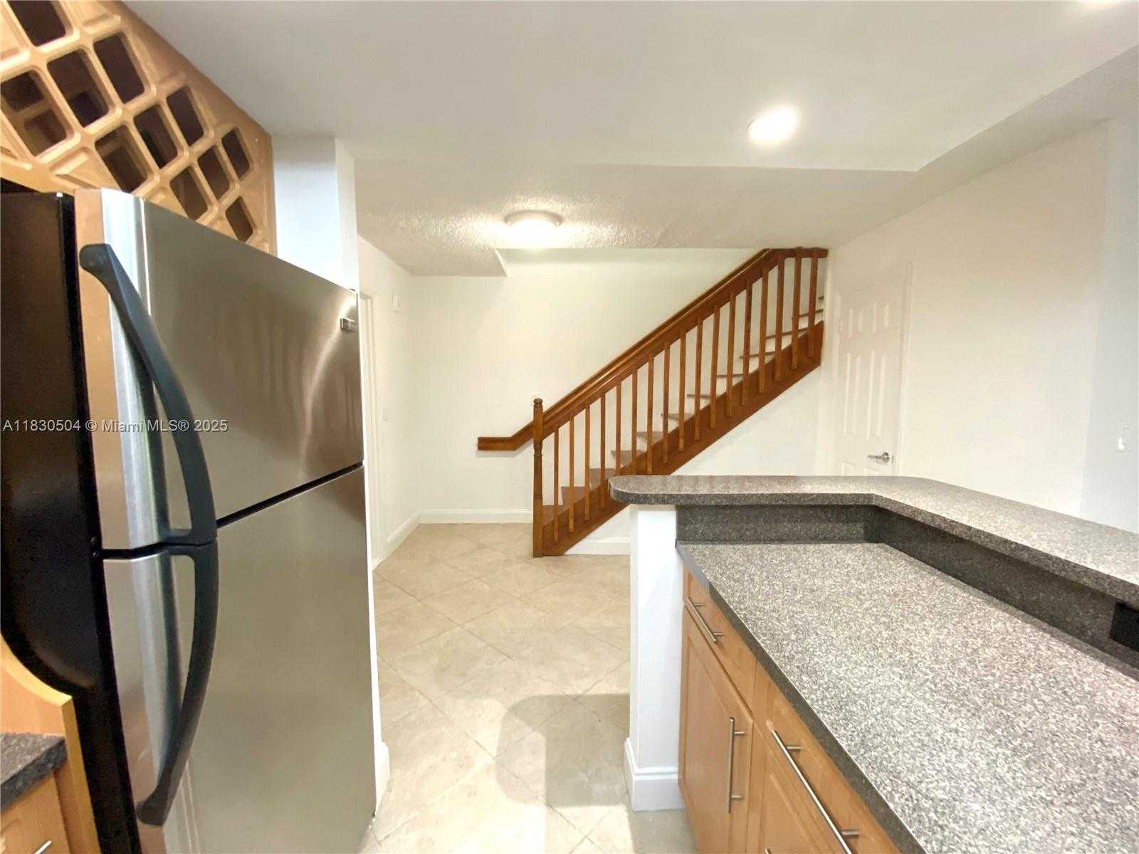 Small Image of 9371 FONTAINEBLEAU BLVD #I209, Miami Number 9