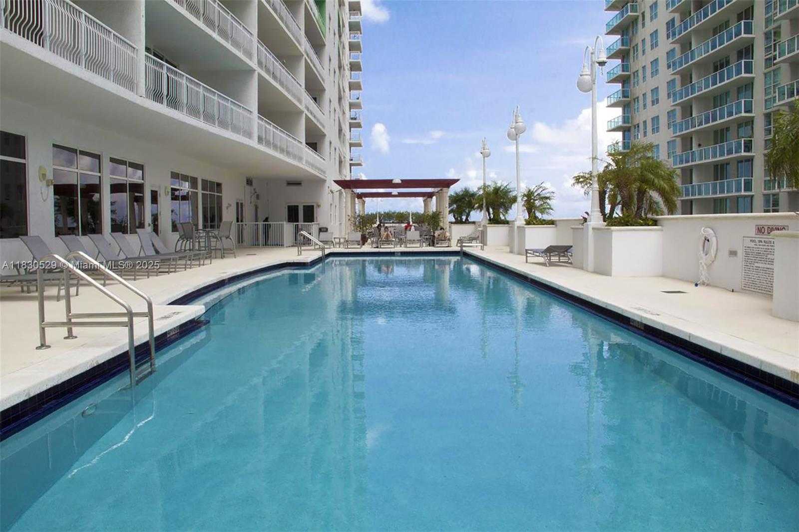 Small Image of 1200 BRICKELL BAY DR #2704, Miami Number 26