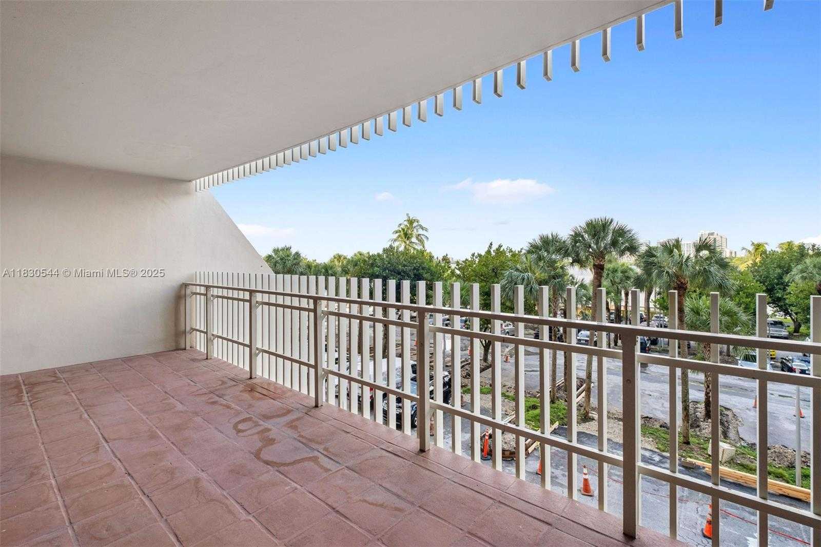 Small Image of 1 GROVE ISLE DR #A206, Miami Number 15