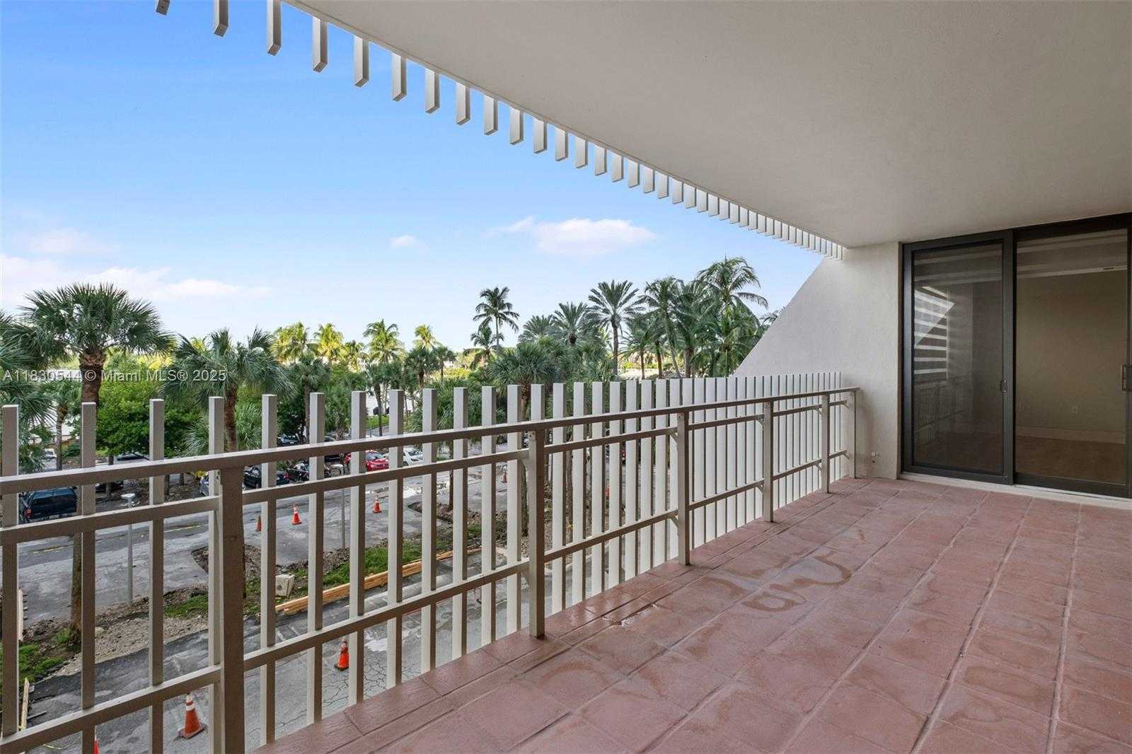 Small Image of 1 GROVE ISLE DR #A206, Miami Number 16